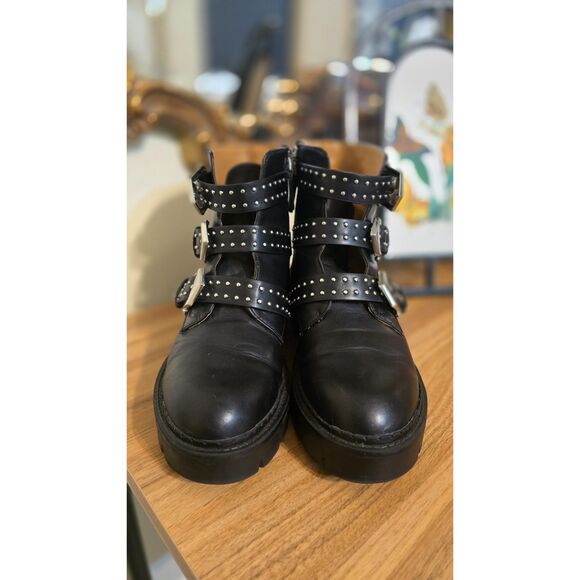 Pull&Bear Women's Black Studded Multi Buckle Chunky Soled Boots Size 7 - Picture 2 of 5